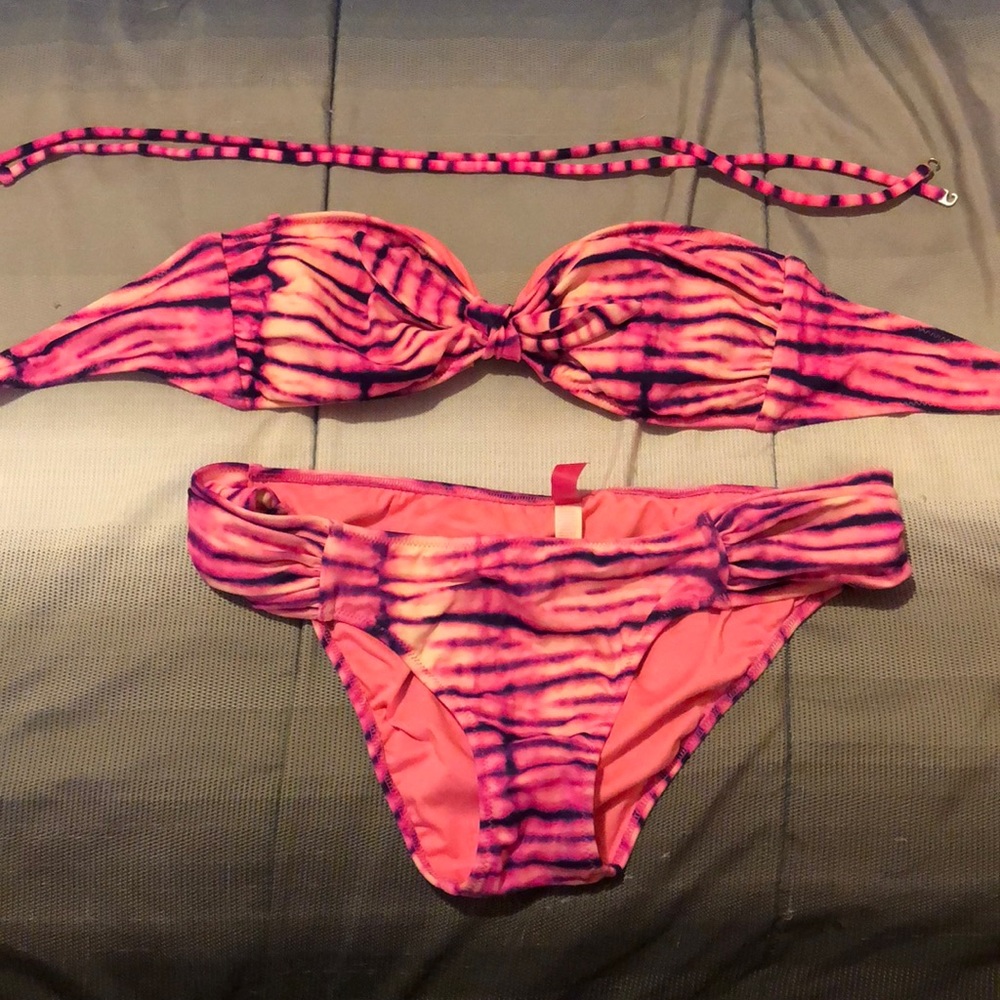 SOLD - Victoria Secret Bikini Top and Bottom